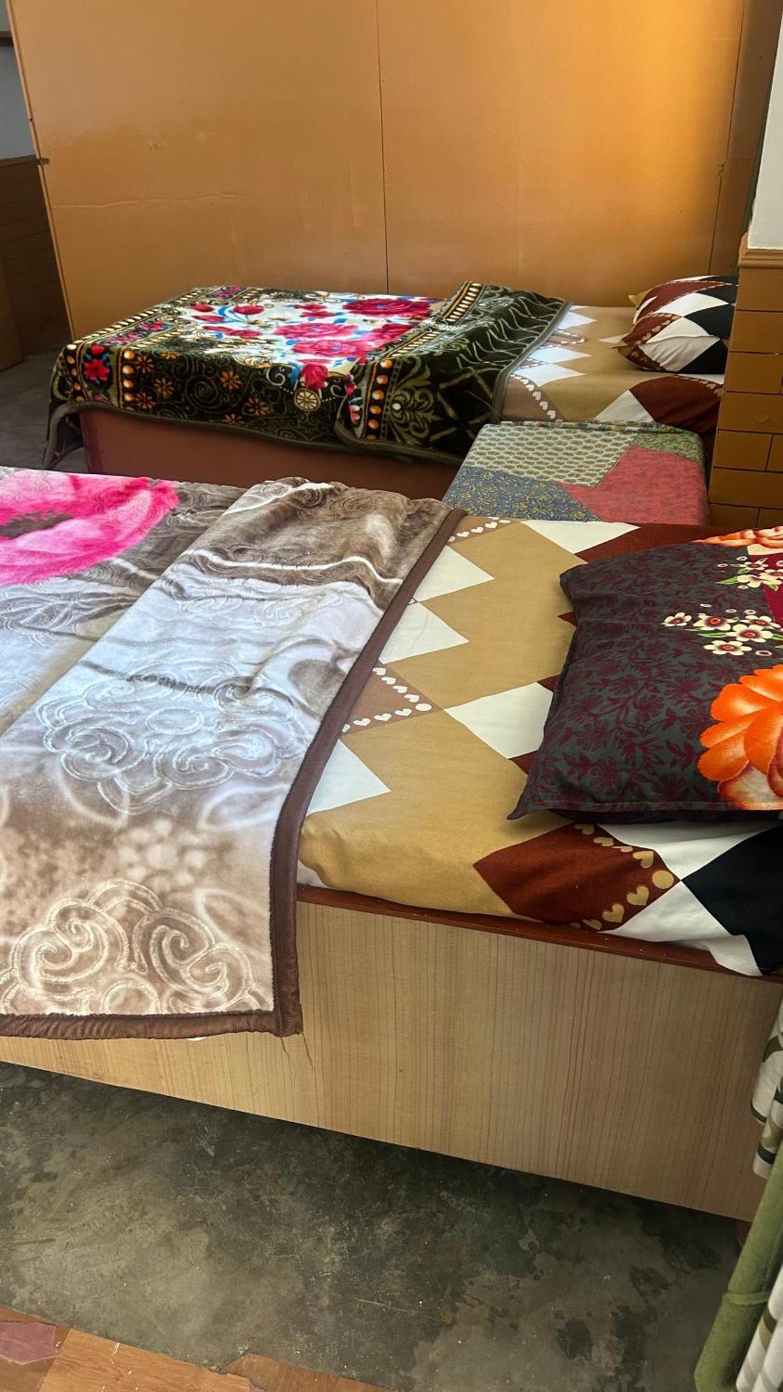 Sunface Homestay Manali  Bagian luar foto