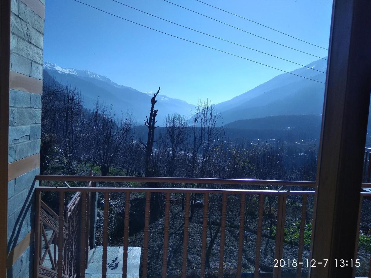 Sunface Homestay Manali  Bagian luar foto