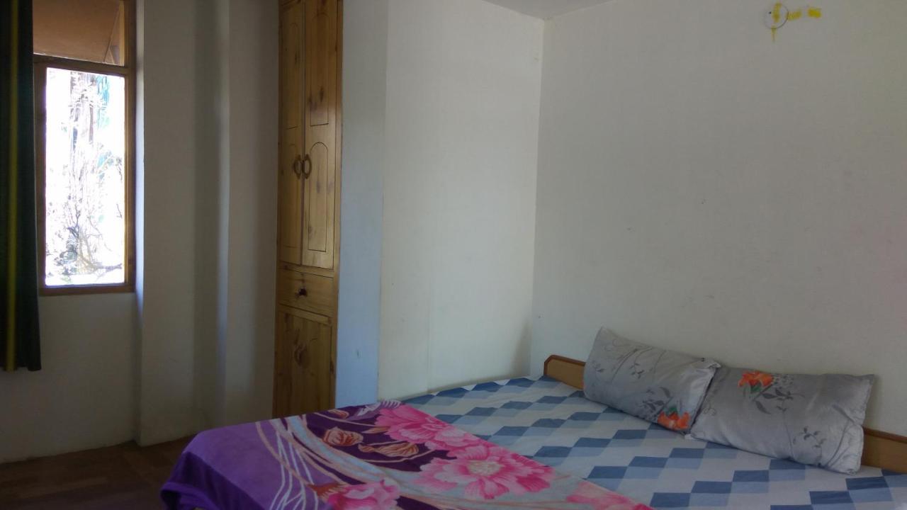 Sunface Homestay Manali  Bagian luar foto