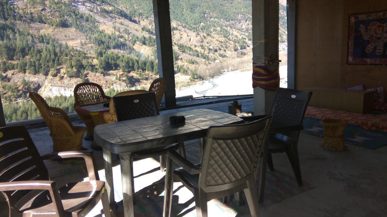 Sunface Homestay Manali  Bagian luar foto