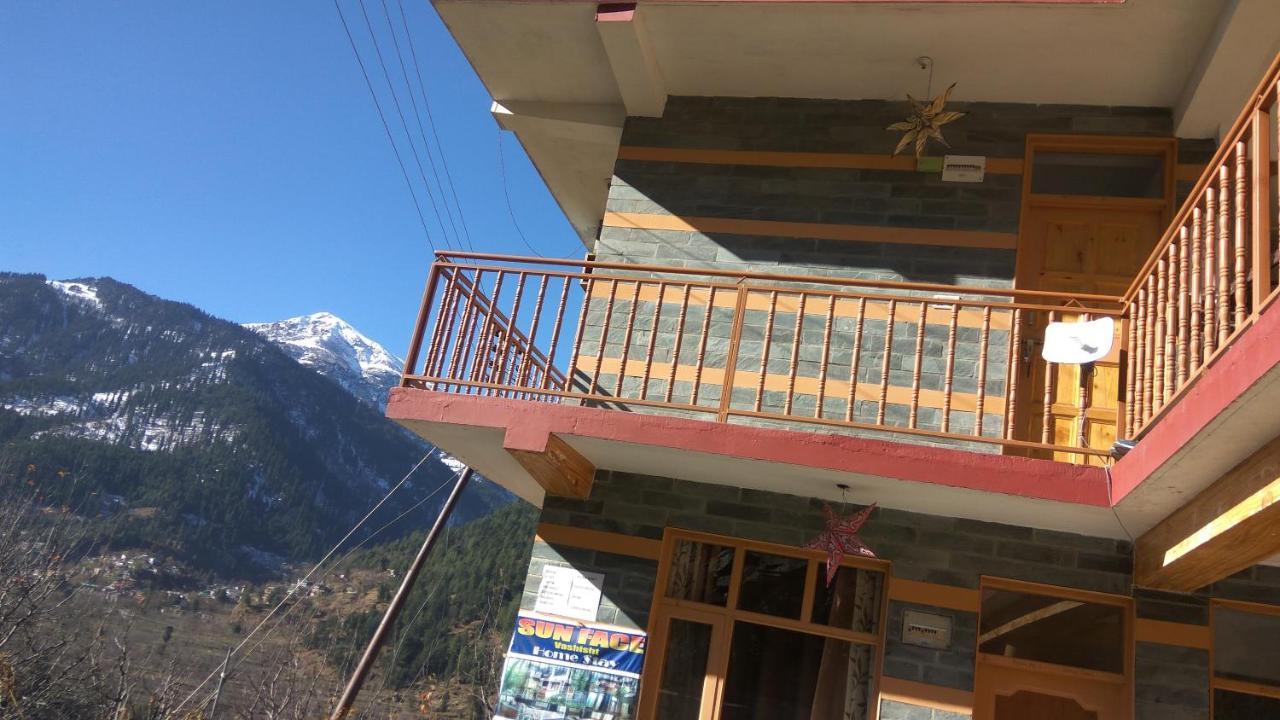Sunface Homestay Manali  Bagian luar foto