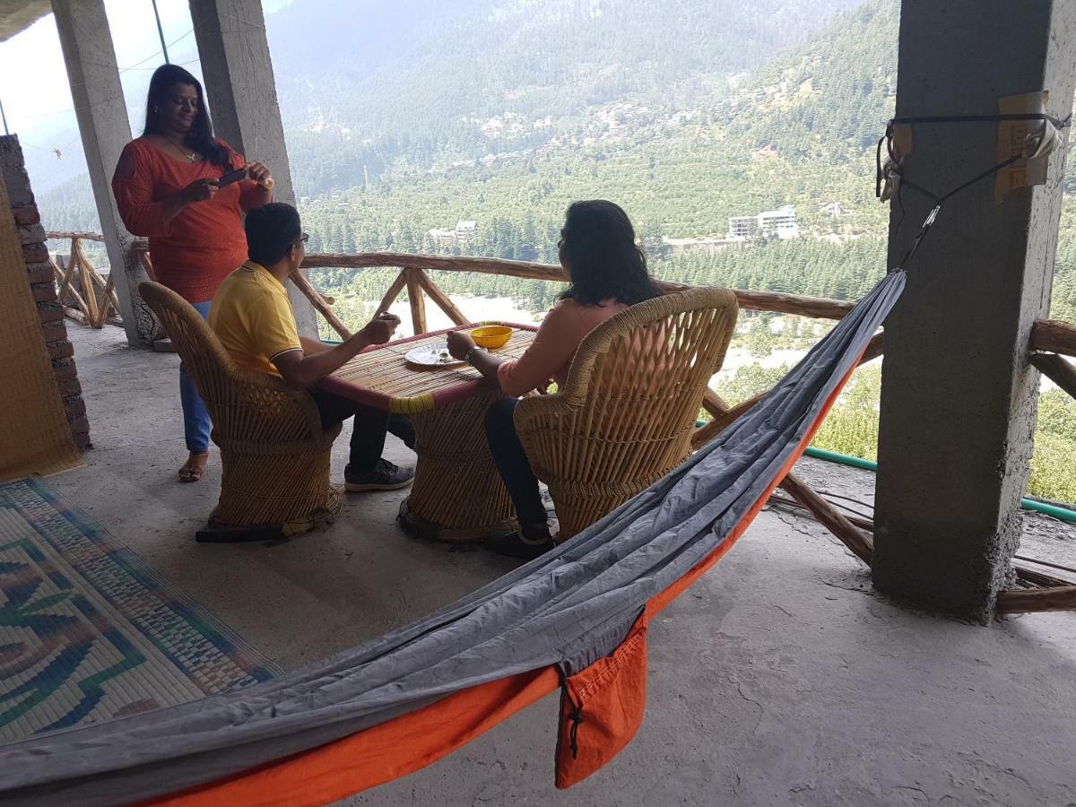 Sunface Homestay Manali  Bagian luar foto