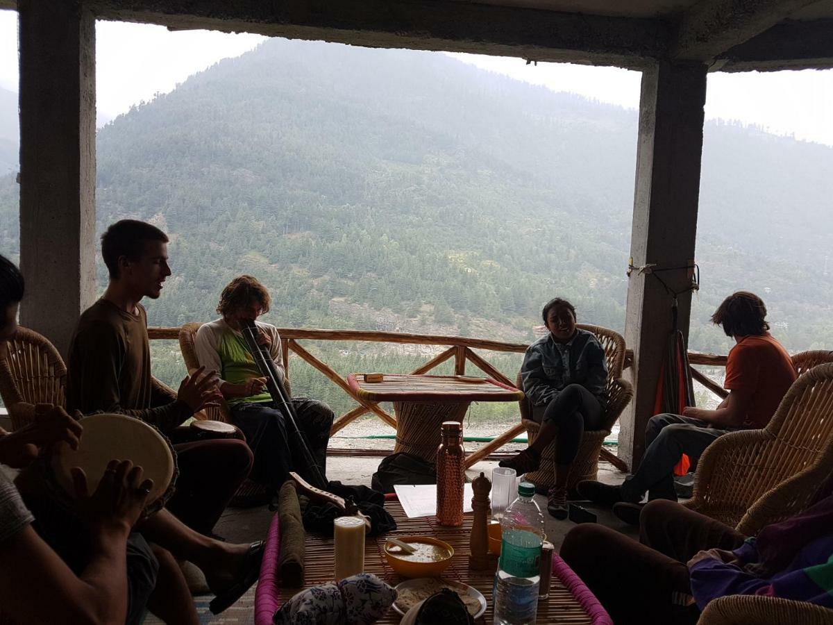 Sunface Homestay Manali  Bagian luar foto